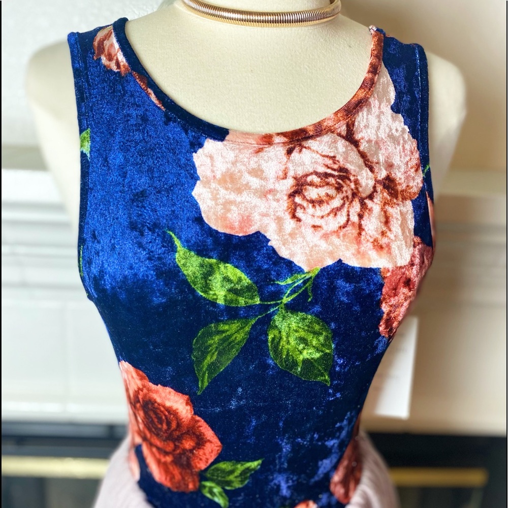 Super cute women’s bodysuit